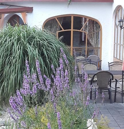 Hotel Garni Huegellandhof Neuhaus am Klausenbach Dış mekan fotoğraf
