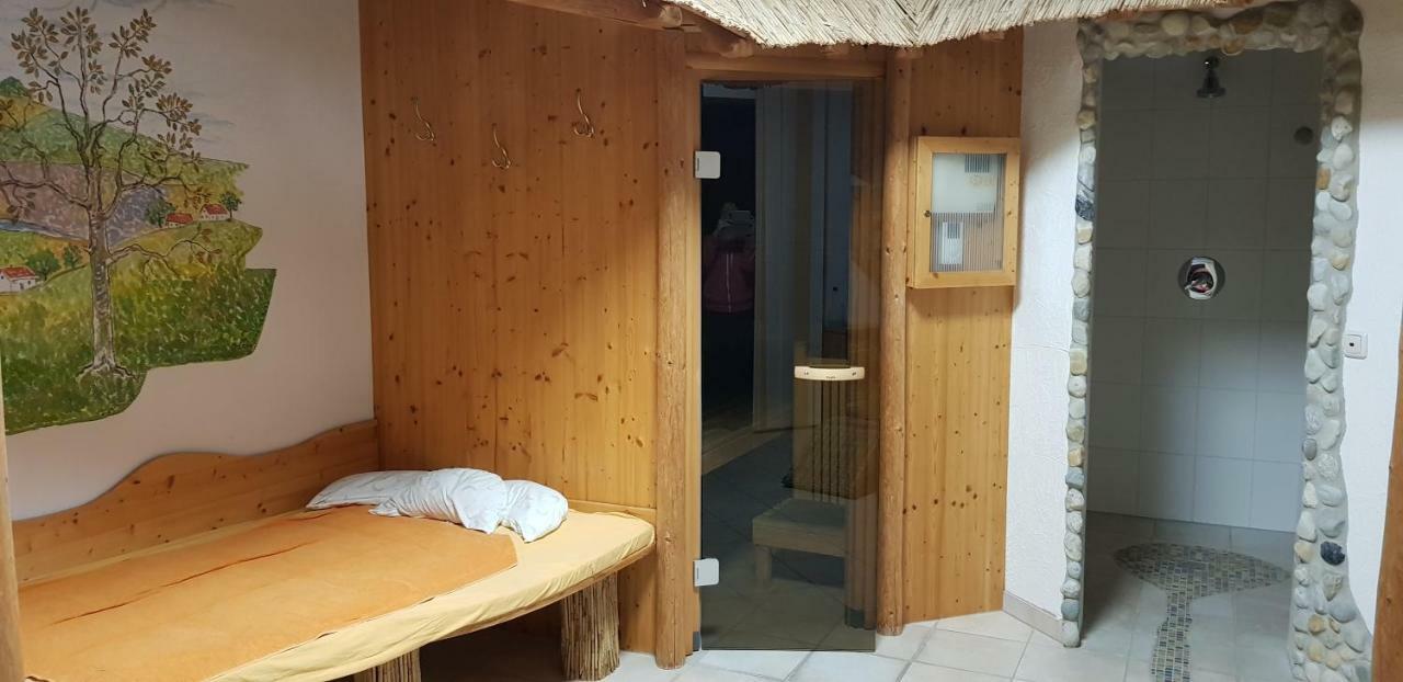 Hotel Garni Huegellandhof Neuhaus am Klausenbach Dış mekan fotoğraf